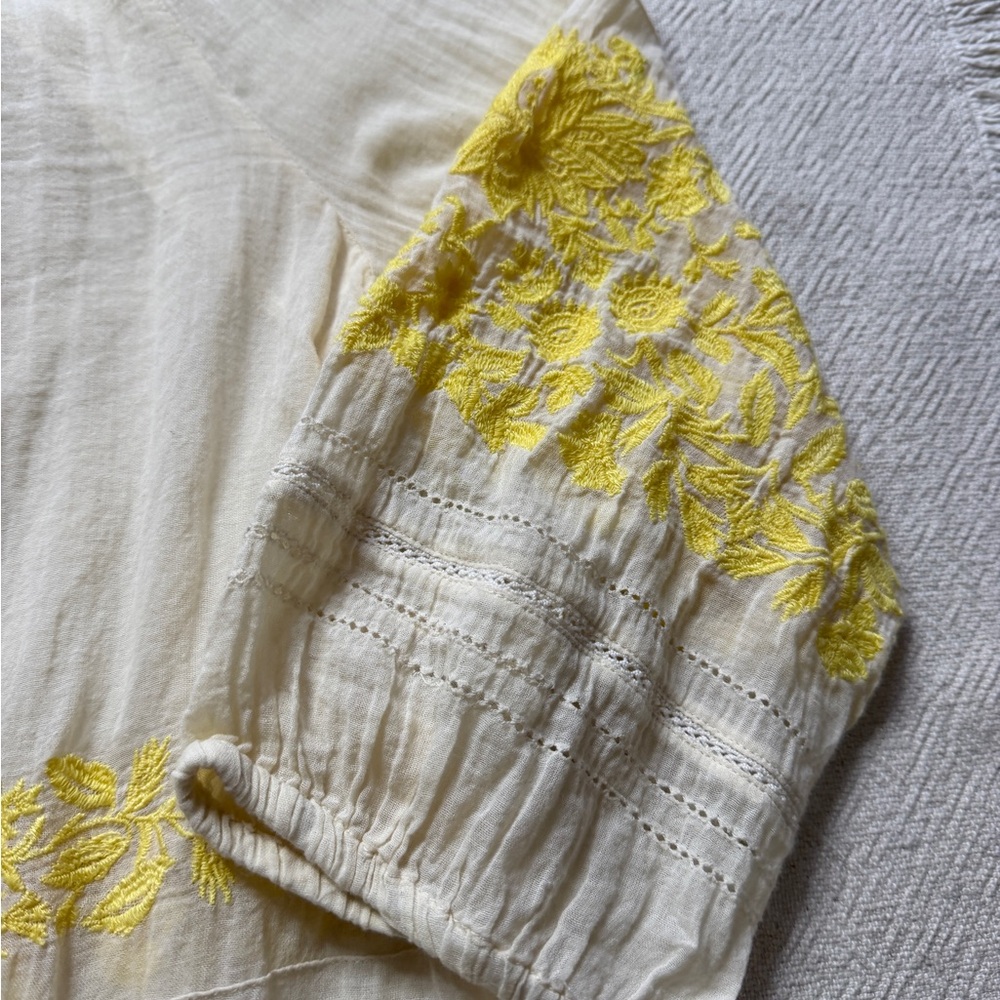Anthropologie Floreat Gauze Lightweight Ivory Yellow Embroidered Blouse Top M - Picture 3 of 9